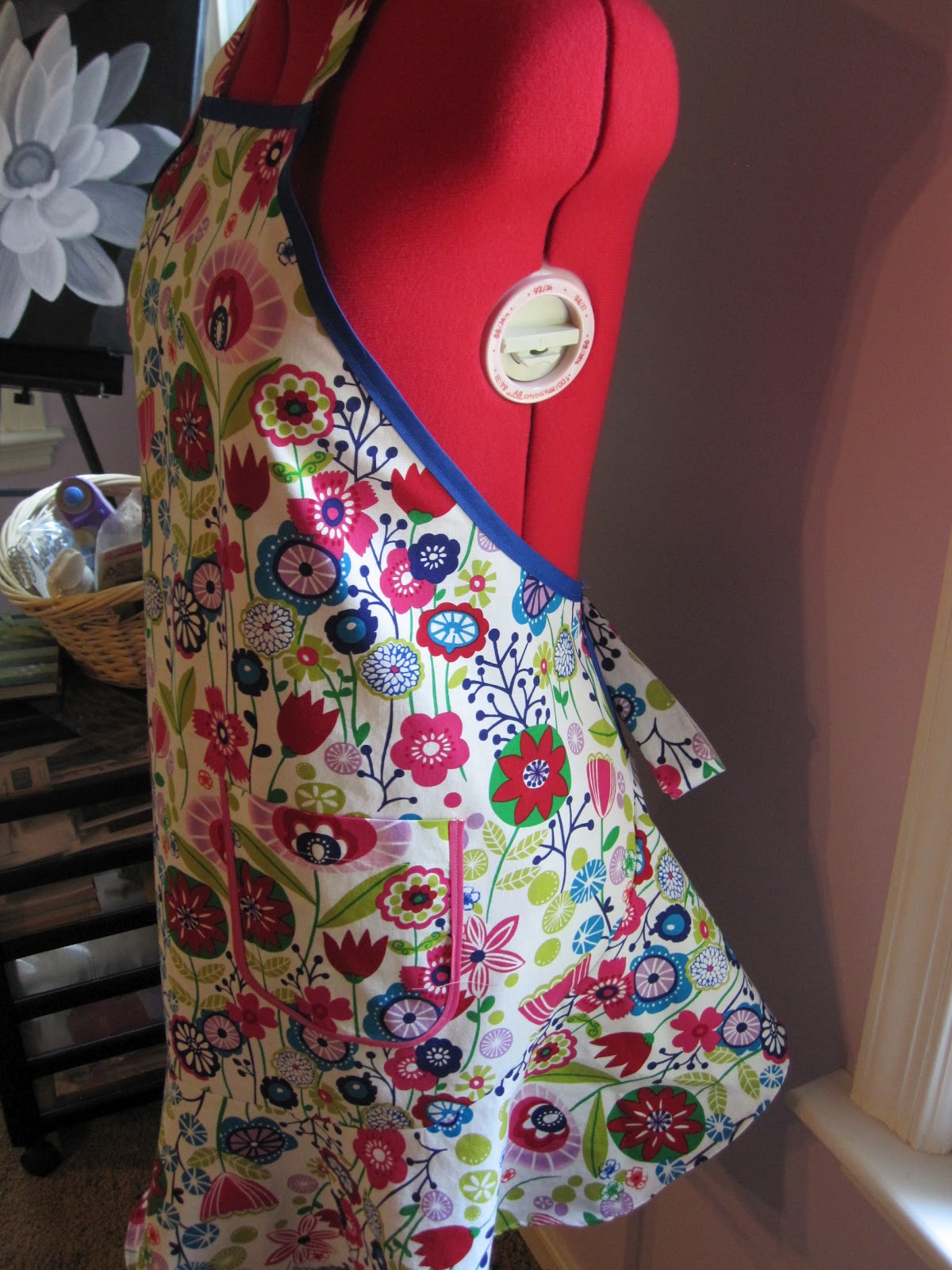 Kelly's Knack: an Apron for Gretchen