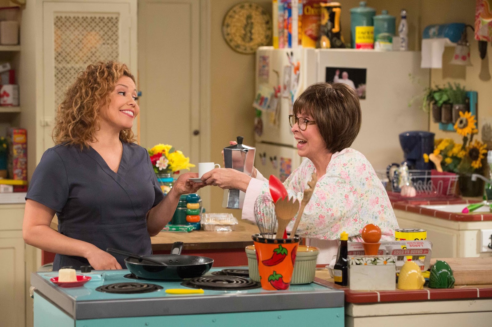 One Day at a Time' desprende encanto y compromiso social | TV Spoiler Alert