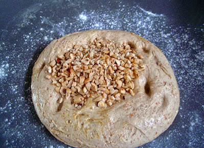 Elaboración del pan de avellanas