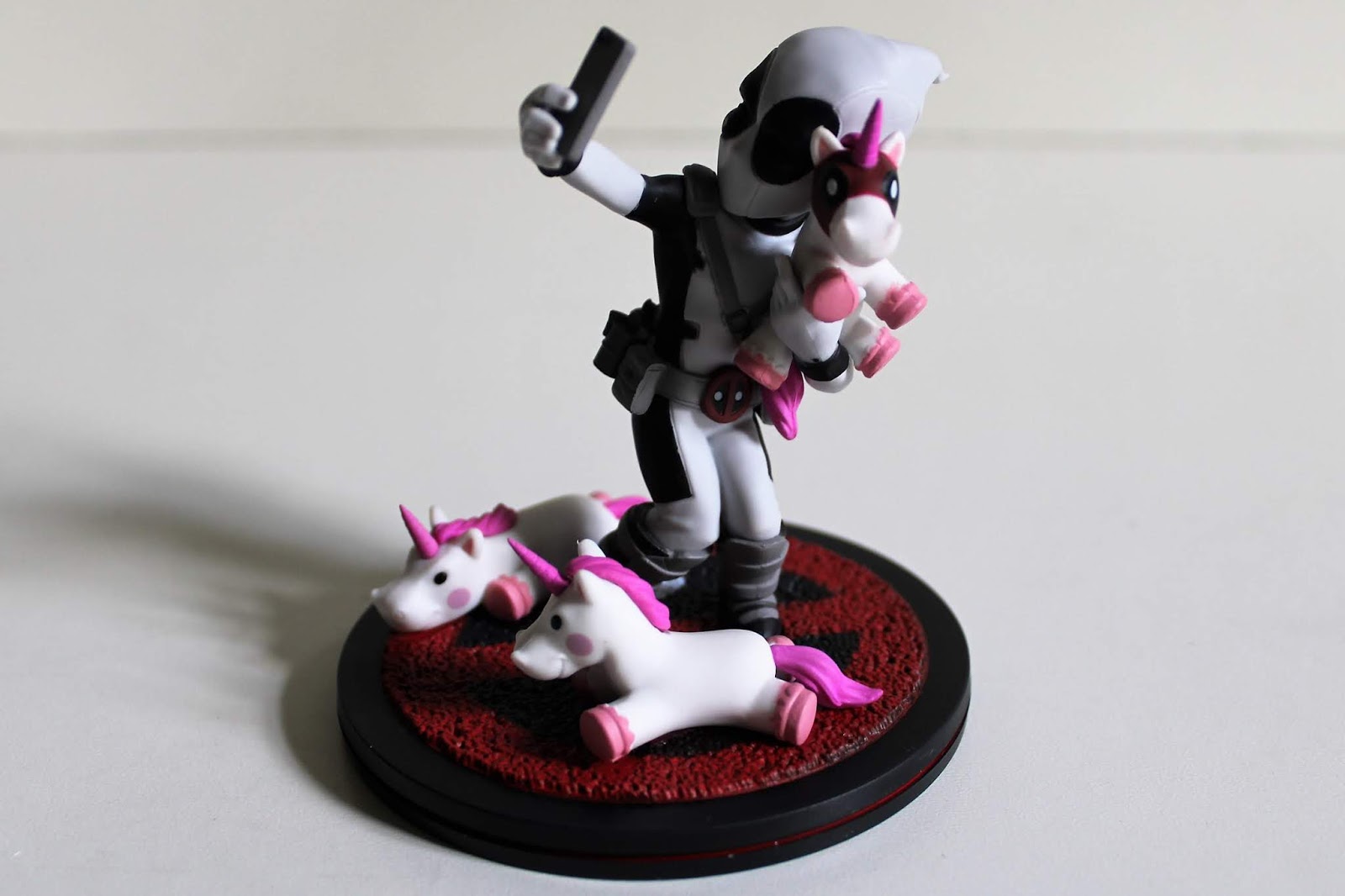 q fig deadpool unicorn