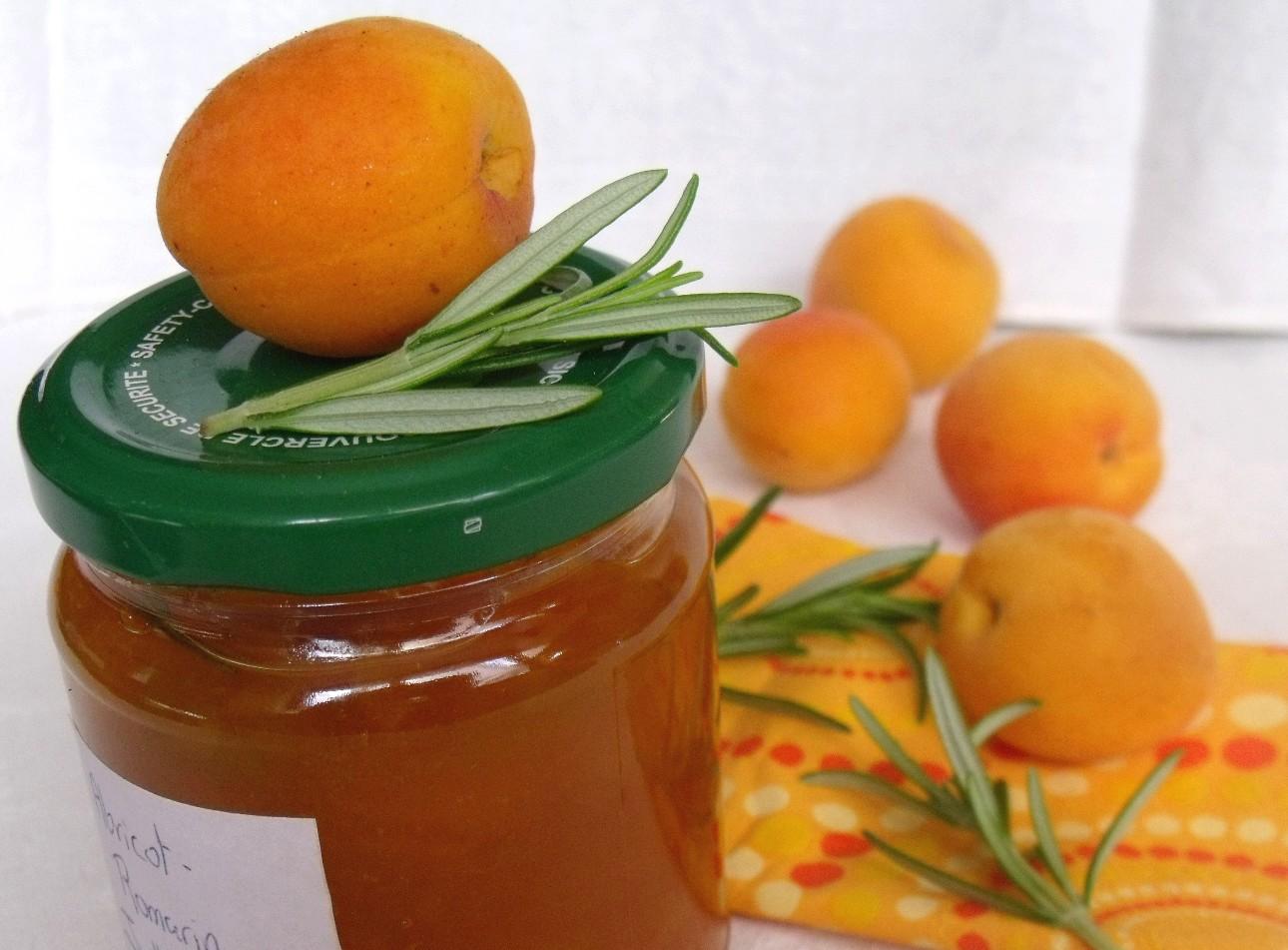 Expériences Gourmandes Confiture d'abricot arômatisée au romarin