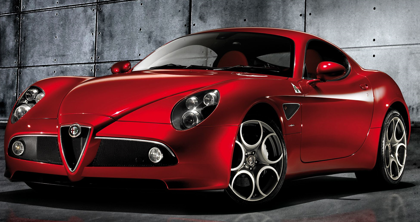 SuperCarWorld: Alfa Romeo 8C Competizione
