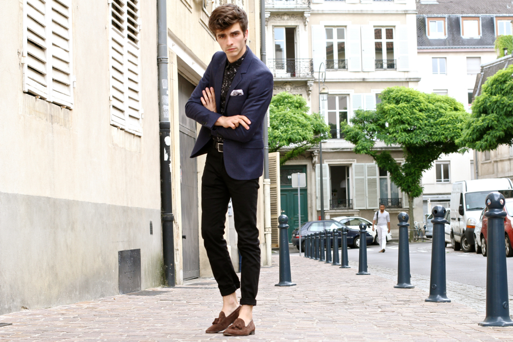 BLOG-MODE-HOMME_Pochette-Square_x_STYLNOXE_Preppy_cobranding_Dandy_illustrateur_IKKS-marbre_paris_mensfashion
