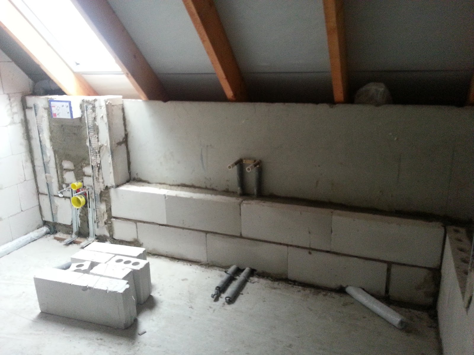 Ralf & Natalie's Baublog: Garage fertig verblendet & Vorarbeiten für