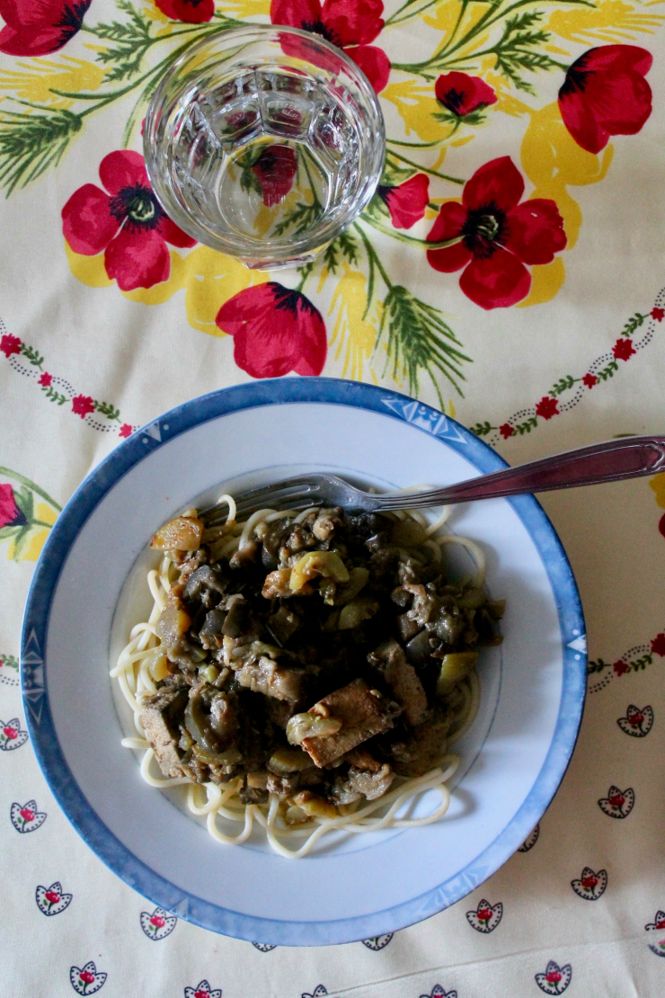 Diner: spaghetti with tofu, eggplant and zucchini