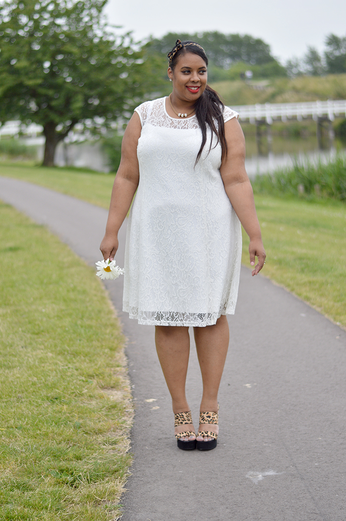 vmwonda dress snow white