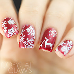 Copycat Claws: Simple Christmas Nails
