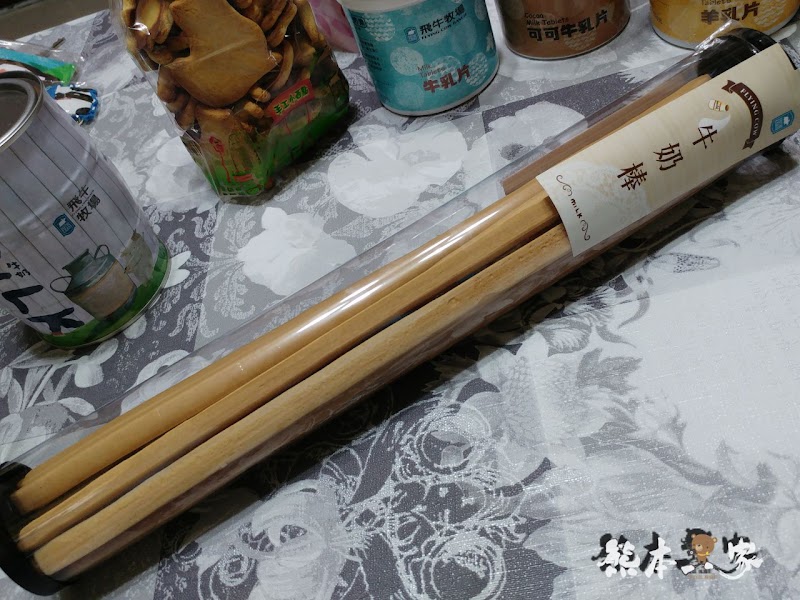 苗栗飛牛牧場必吃乳製品美食|牛奶屋|飛牛速食餐廳~鮮乳優格白布丁巨蛋麵包好吃