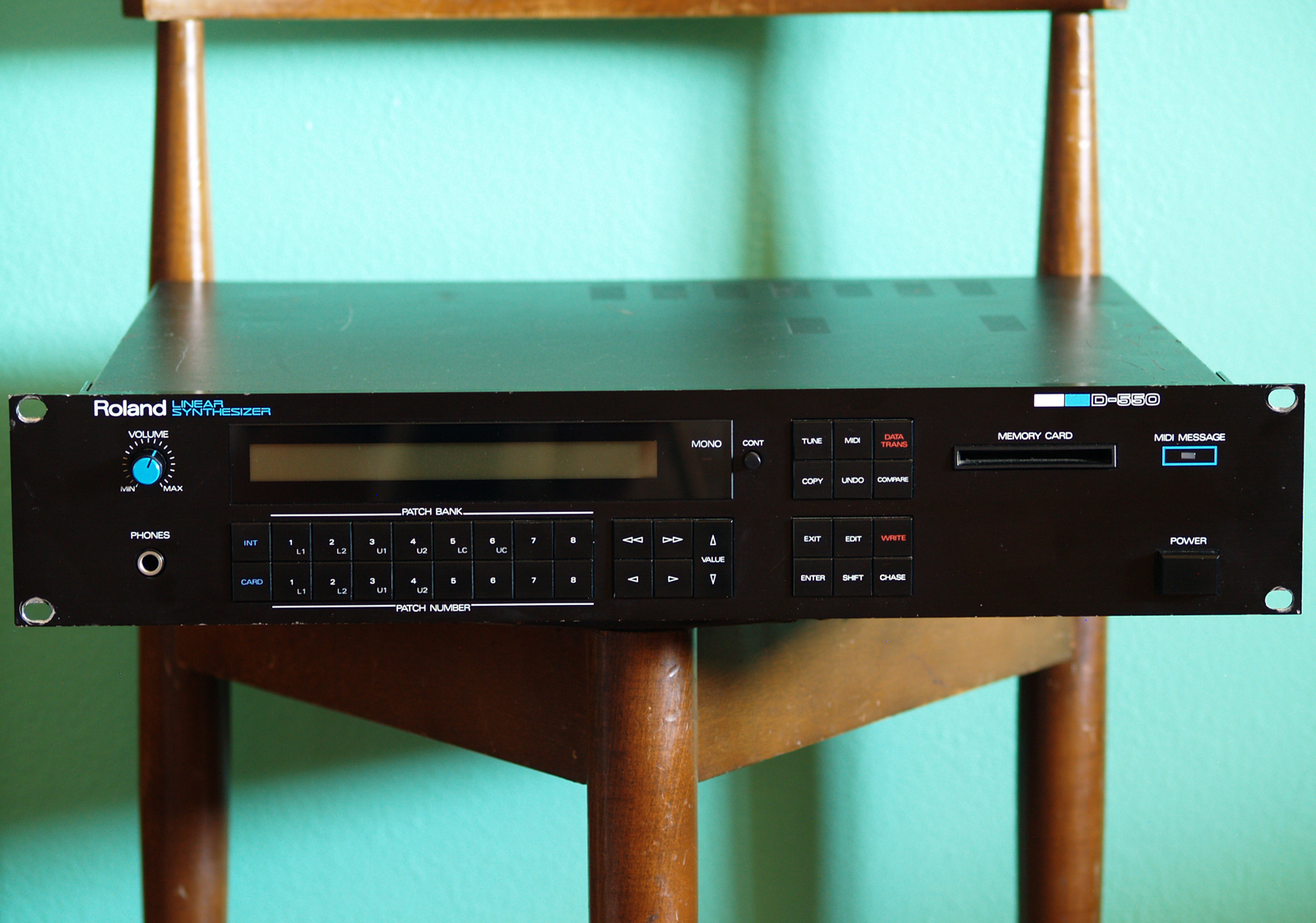 MATRIXSYNTH ROLAND D550 Rack SYNTHESIZER SN 871365