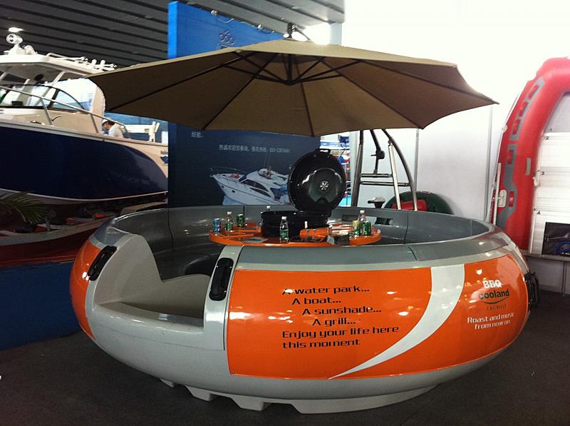 Pix Grove Barbecue Dining Boat