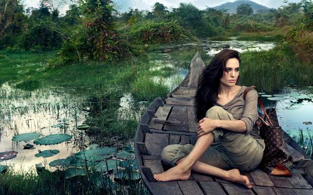 Angelina-Jolie-Awesome-Wallpapers,Angelina-Jolie-Best-HD-Wallpapers