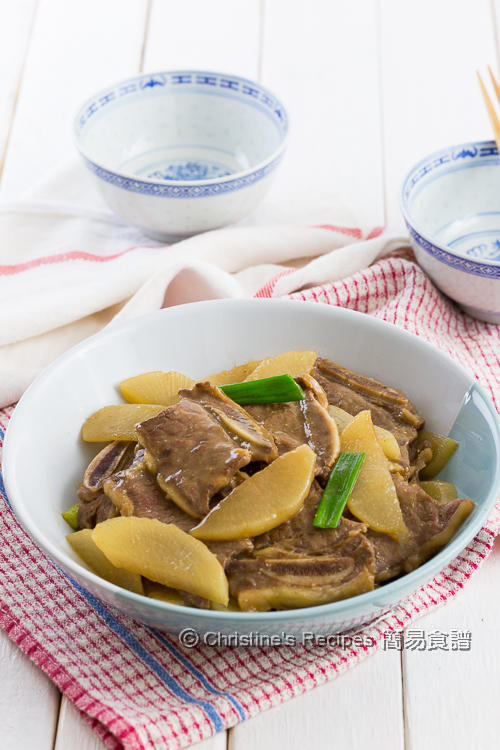 白蘿蔔炆牛仔骨 Beef Short Ribs with Radish01 白蘿蔔炆牛仔骨 Beef Short Ribs with Radish01
