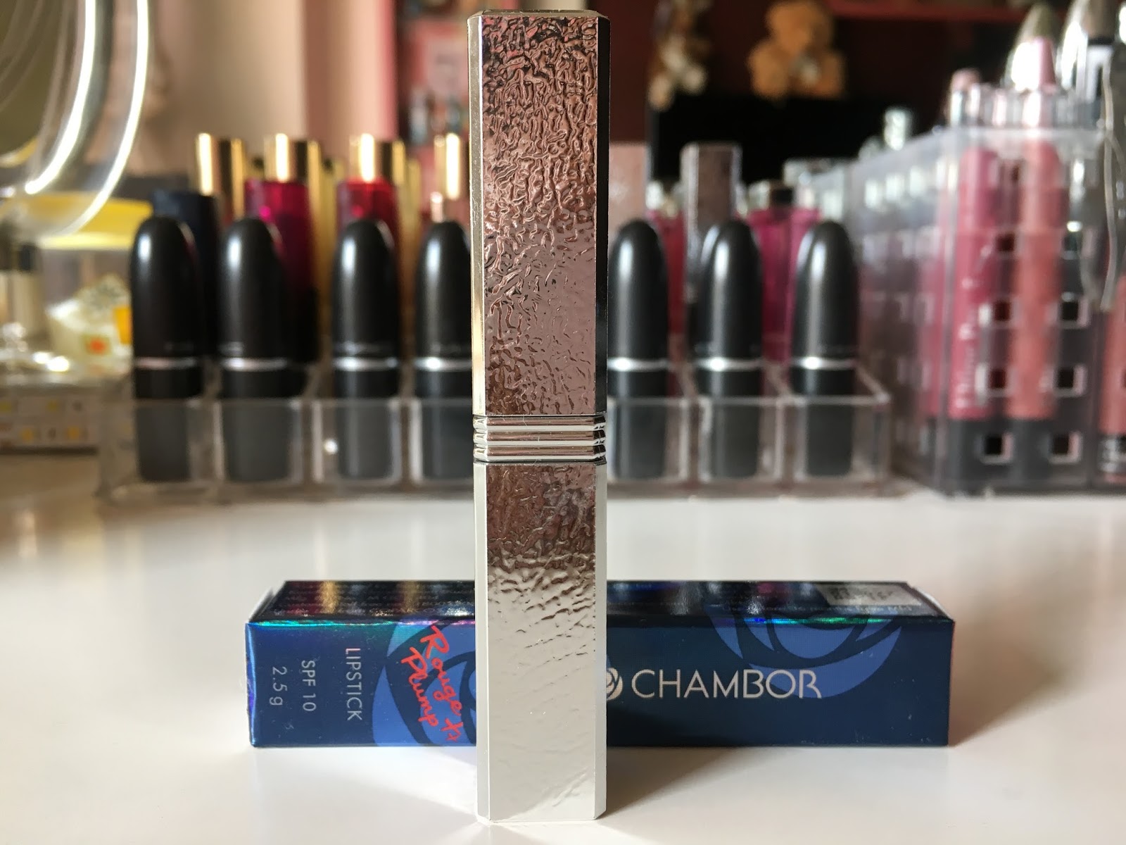 MAKEUP FOR ETERNITY Chambor Rouge Plump ++ Lipstick 751 Review