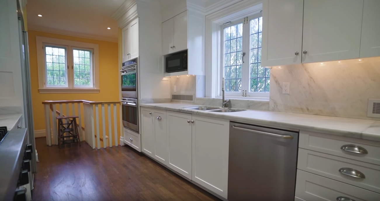 19 Photos vs. 501 Russell Hill Rd, Toronto Home Interior Design Tour