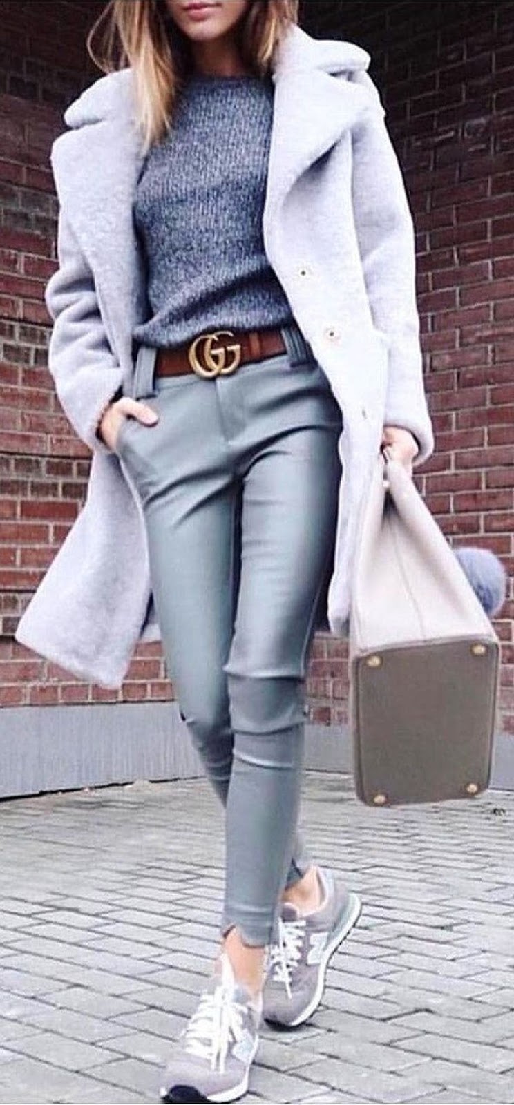 30+ Classy Winter Outfits To Wear Now Awesome Outfits Outfit Trends