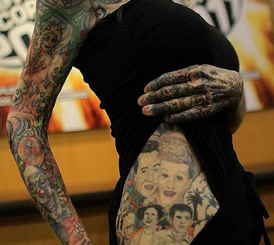 foto 2 de julia gnuse, la mujer más tatuada del mundo