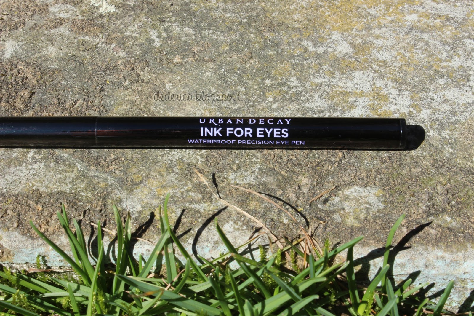 Urban Decay - Ink For Eyes Waterproof Precision Eye Pen Urban Decay - Ink For Eyes Waterproof Precision Eye Pen