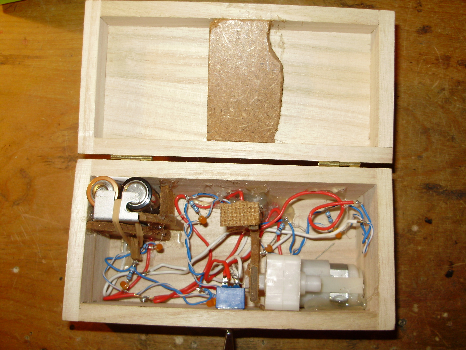 BuildIts Useless Machines