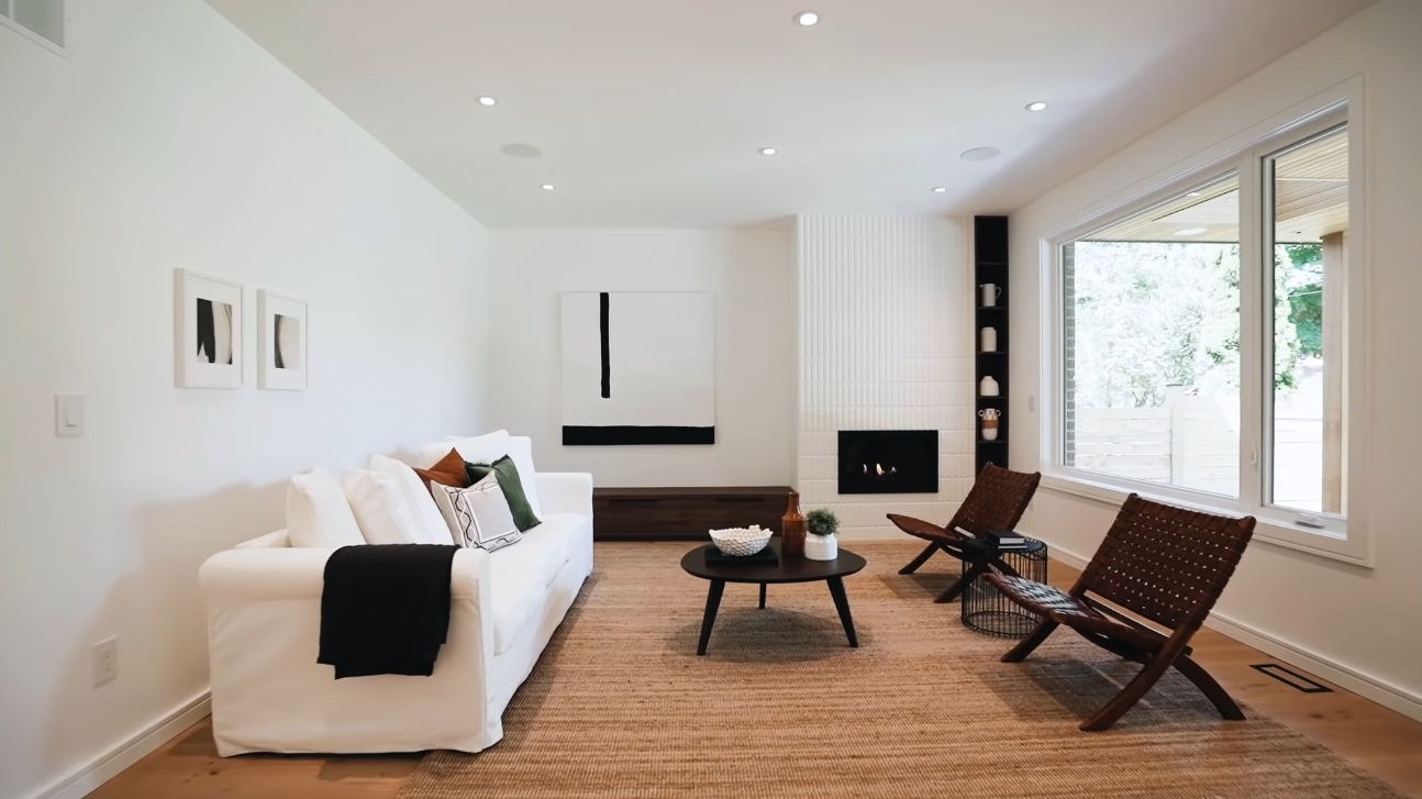 33 Photos vs. 14 Archerhill Dr, Toronto vs. Home Interior Design Tour