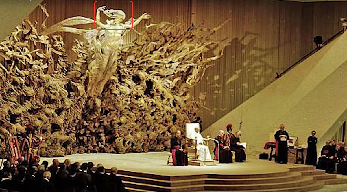 SACH BHARAT The Dark Secrets Behind the Pope's Audience Hall It's a