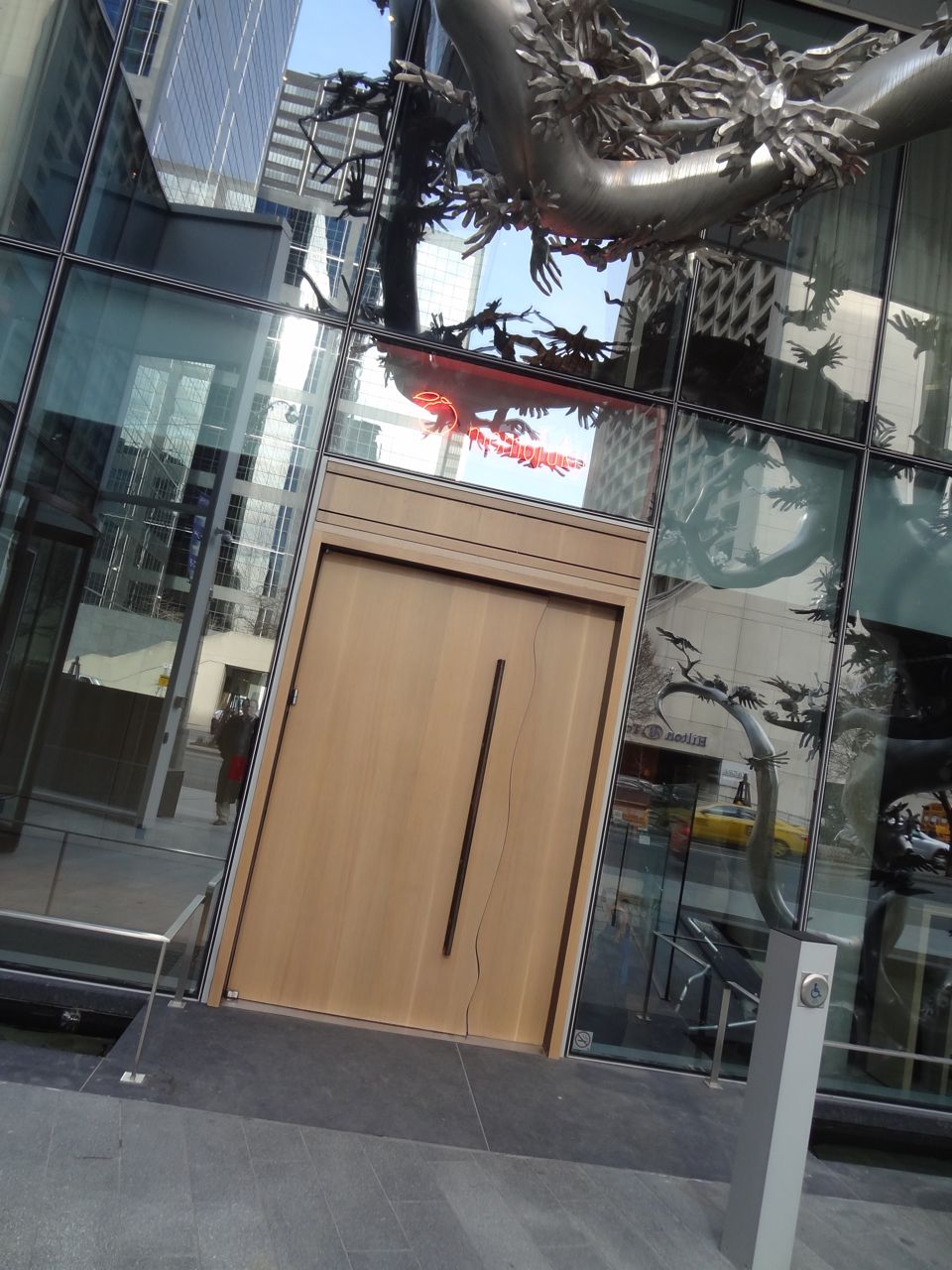 Scrumpdillyicious Momofuku Noodle Bar David Chang's Toronto Empire