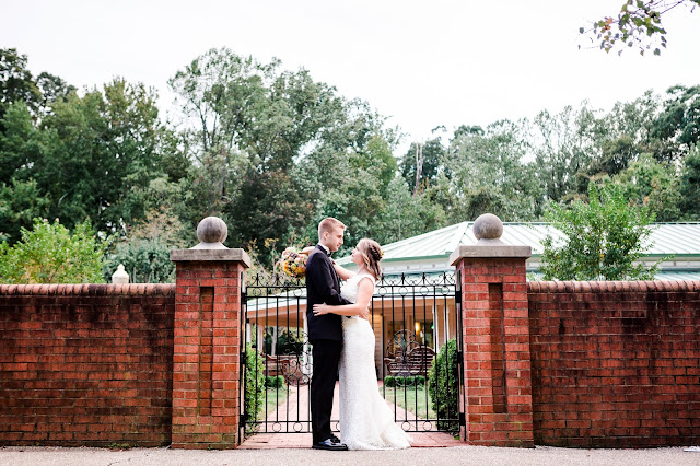 A simple, rustic, and elegant wedding at St. Elizabeth Ann Seton Church and Quiet Waters Park by Heather Ryan Photography