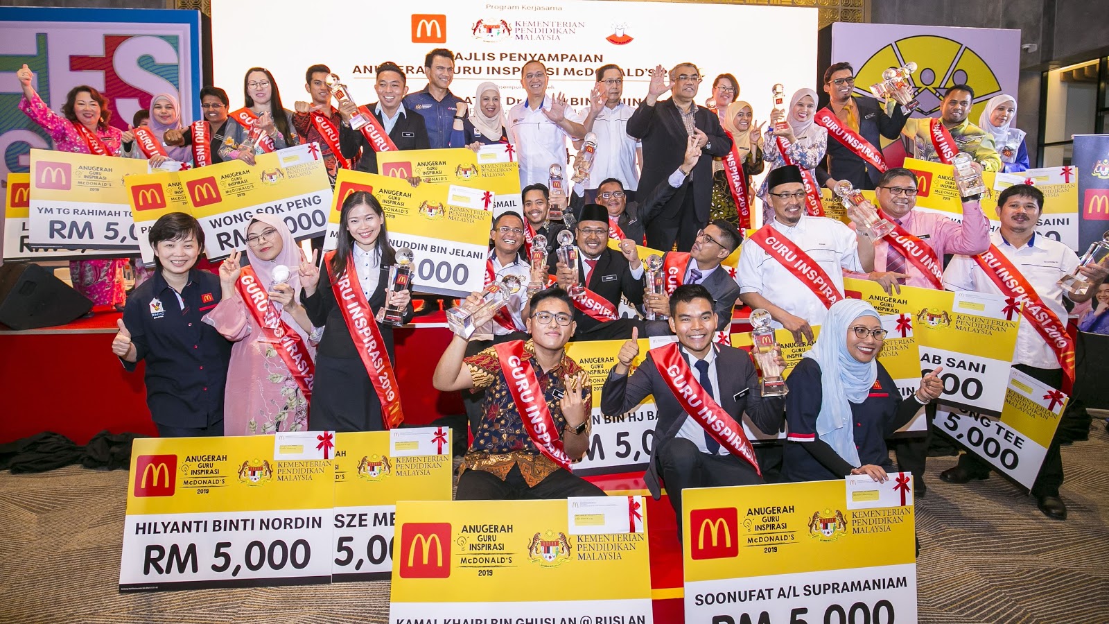 Recipients of the Anugerah Guru Inspirasi McDonald’s 2019