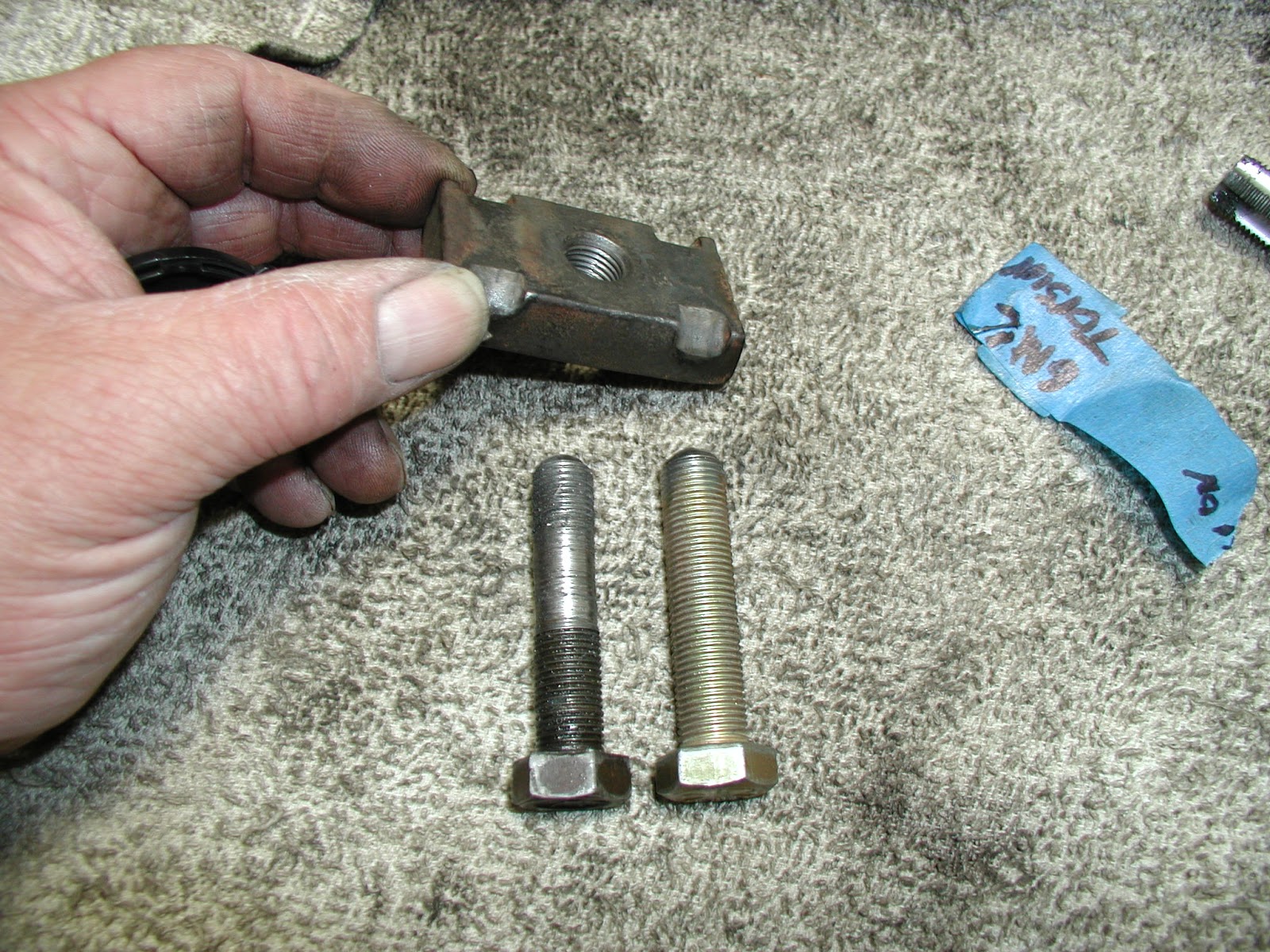 Wally&Sue Stripped torsion bar adjusting bolt