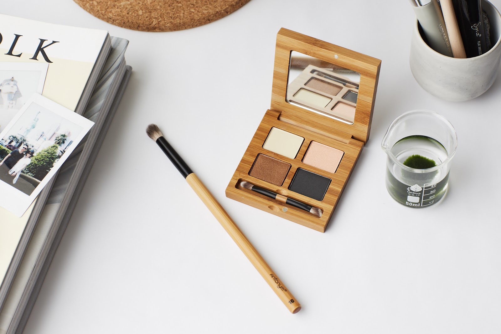 Antonym Cosmetics Crosiette Quattro Eyeshadow Palette and Blending Brush #10 review swatches organic makeup hellolindasau