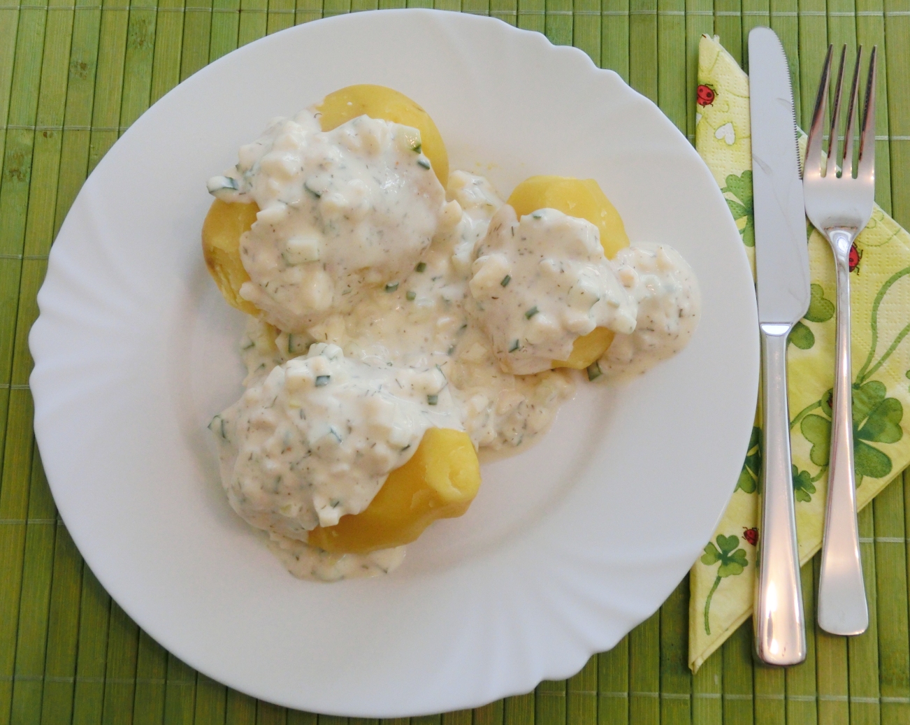 Bhakti Yoginis Blog: Kartoffeln mit Joghurt-Soße