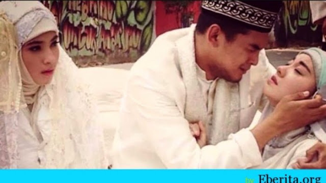 Benar-Benar Mengharukan! Wanita ini Meninggal Saat Ijab Kabul Suami dengan Adik Kandungnya Benar-Benar Mengharukan! Wanita ini Meninggal Saat Ijab Kabul Suami dengan Adik Kandungnya
