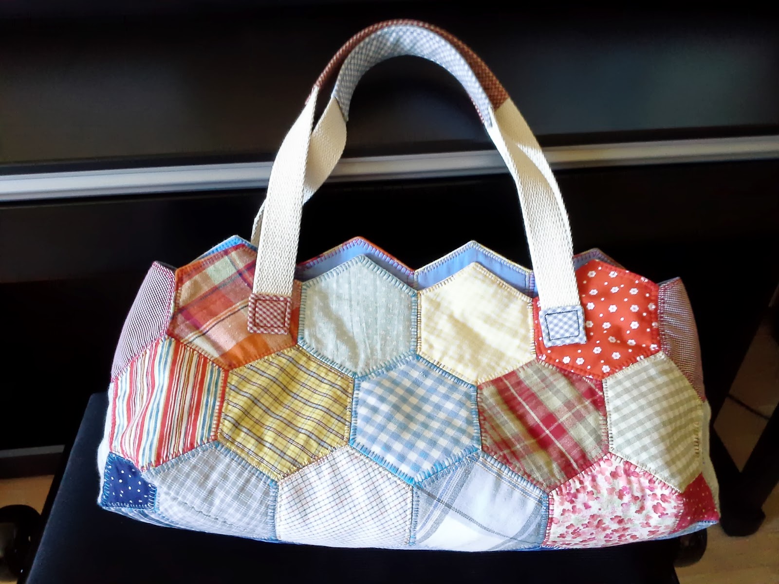 Jo's joy of making: Hexagon bag