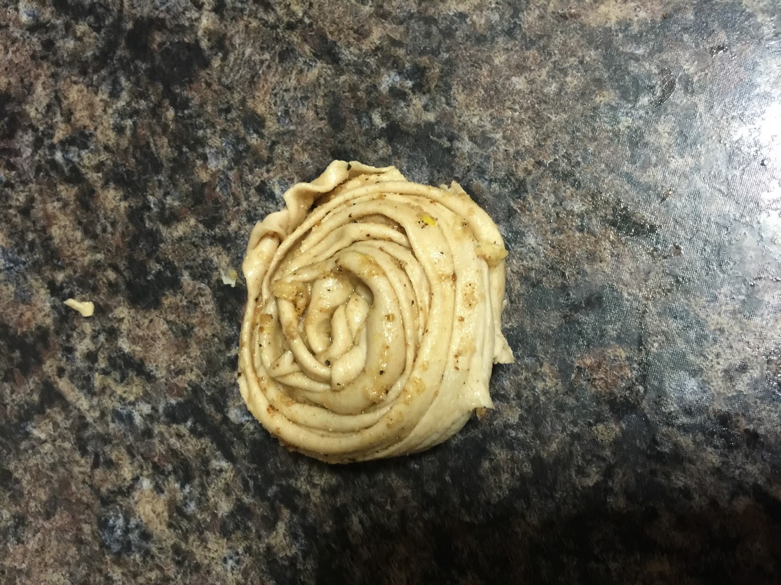 Sri's kitchen: Garlic paratha (or) Garlic roti