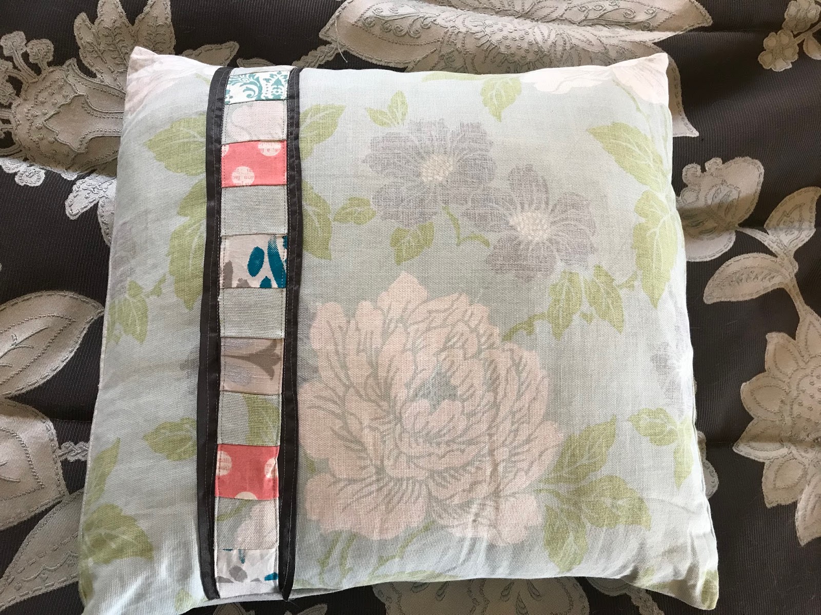 Straddling the Gap Upcycling Goodwill Challenge Pillows!