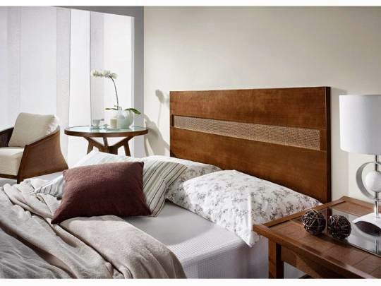 cabeceira na cor madeira