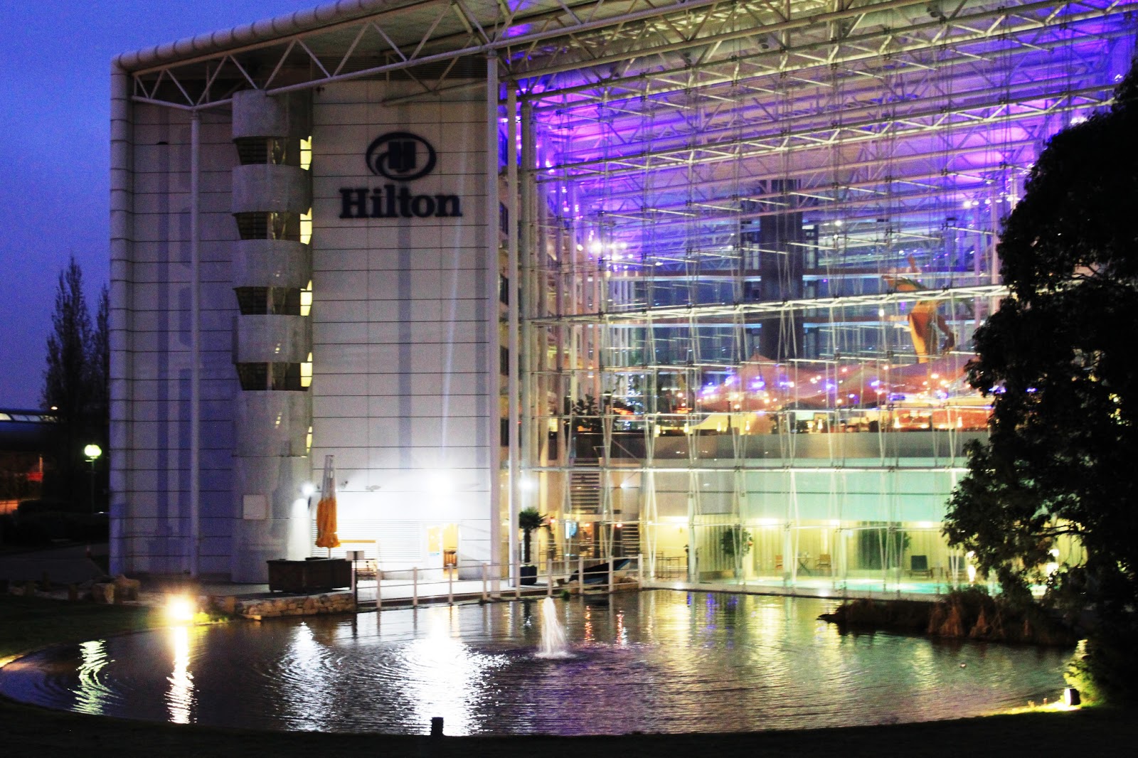 Start your holidays in style ! Stay at Hilton London Heathrow Airport ...