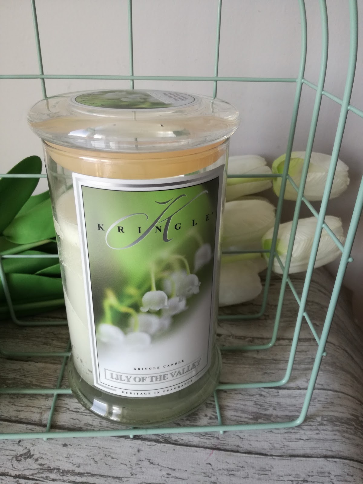 Kosmetyczne szaleństwo Przywołując wiosnę... Kringle Candle Lily of