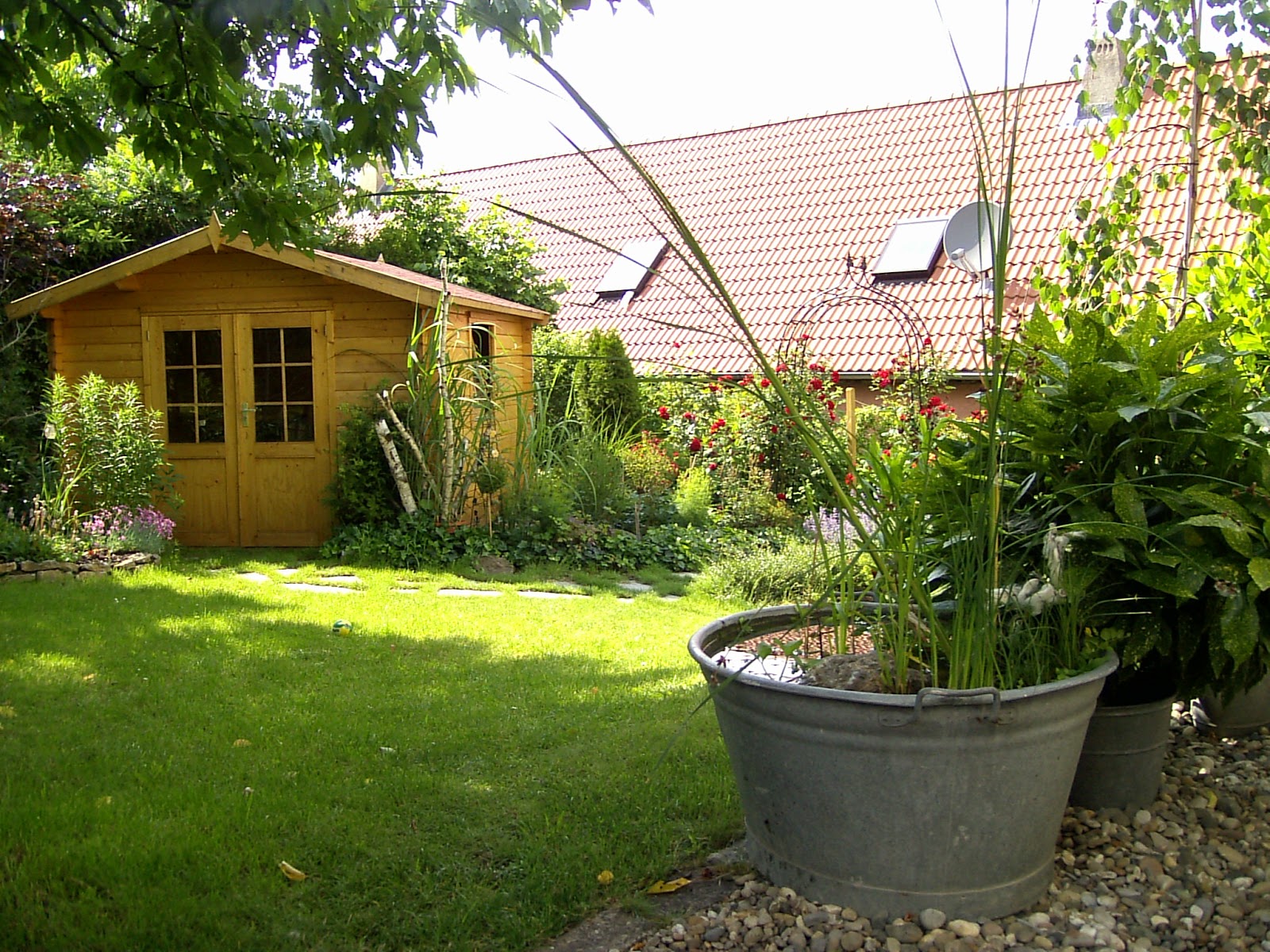 unser Garten im Überblick