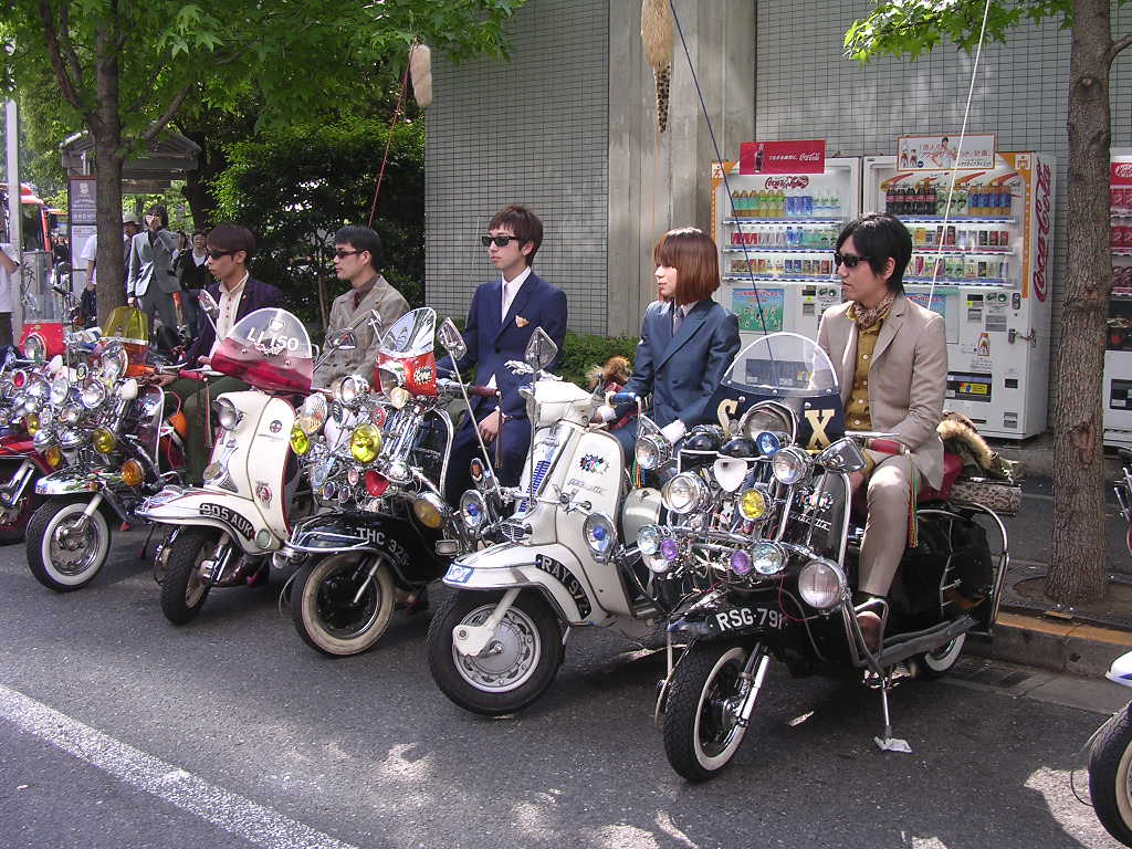 Mod scene. Стиляги 21 века. Mod scene. Mod scene. Моды британия субкультура.