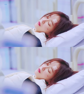 [상플] 결혼식 지겨워 죽겠는데 웬 여자가 부케를 받고 있음.gif | 인스티즈