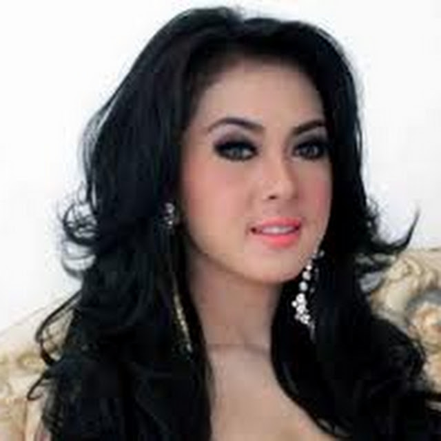 Lirik Lagu Syahrini Kau Yang Memilih Aku Lirik Lagu Dunia