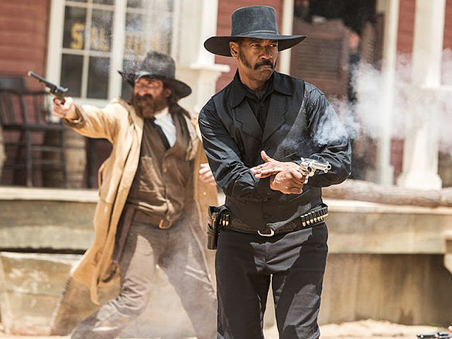 Denzel Washington joacă rolul lui Sam Chisholm în remake-ul The Magnificent Seven