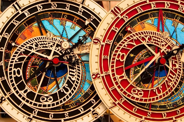 Time Clocks History ANCIENT TIME CLOCKS