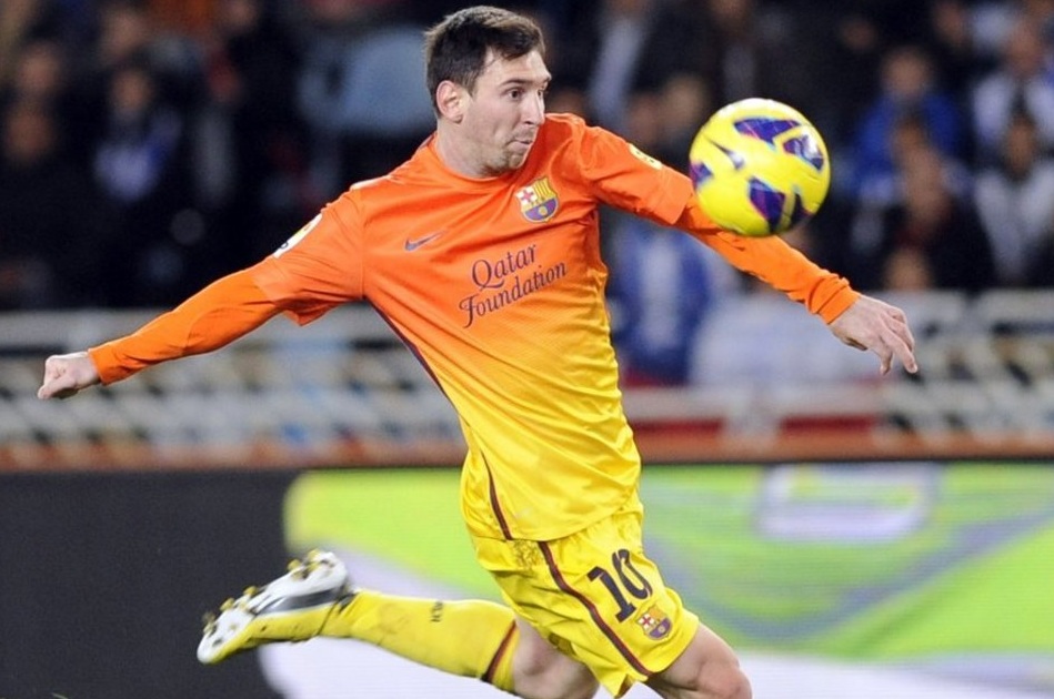 Lionel Messi(Barca) - 2, Granada - 1; Lionel Messi inspires Barca to ...