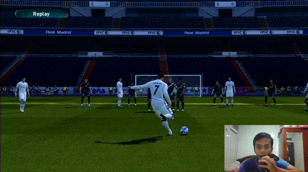 PES 2017 Trick: Knuckleball Free Kick Training PES 2017 Trick: Knuckleball Free Kick Training