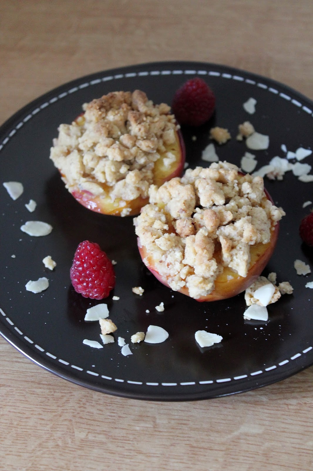 Nectarines crumble (et son coeur secret)