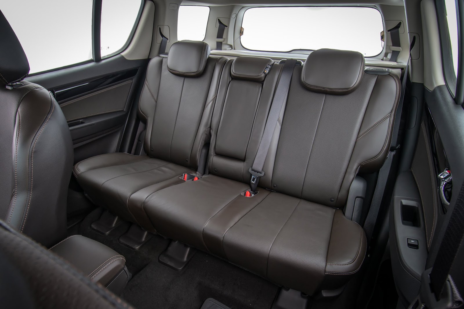 Chevrolet trailblazer 2 салон