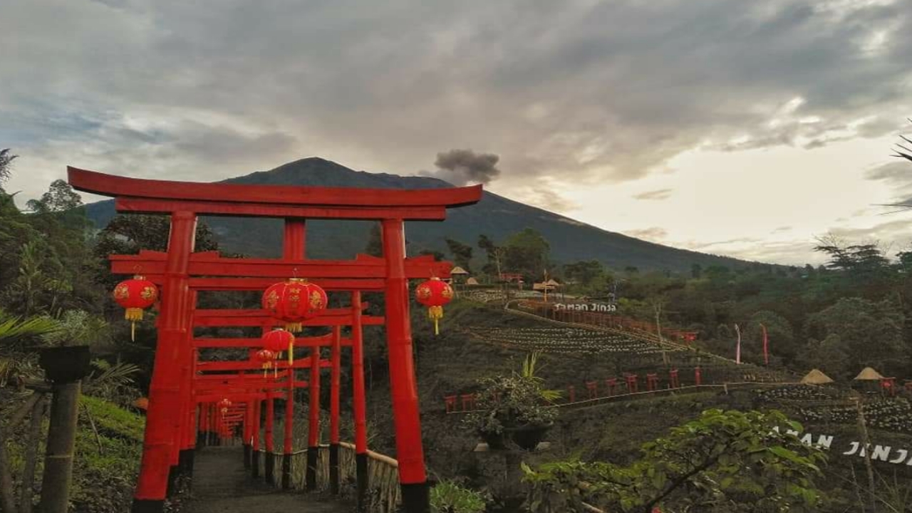 Snapzpedia: Taman Jinja, Wisata Terbaru Di Bali Timur Tahun 2019