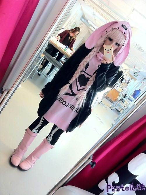 Tips Cómo ser una Pastel Goth? Pandora Glam A personal blog...