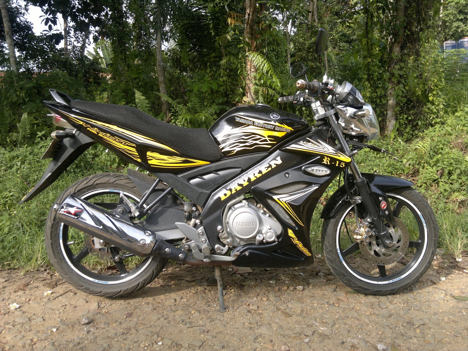 SOLUSI MASALAH AKI VIXION TIDAK MENGISI: Solusi Masalah AKI Vixion